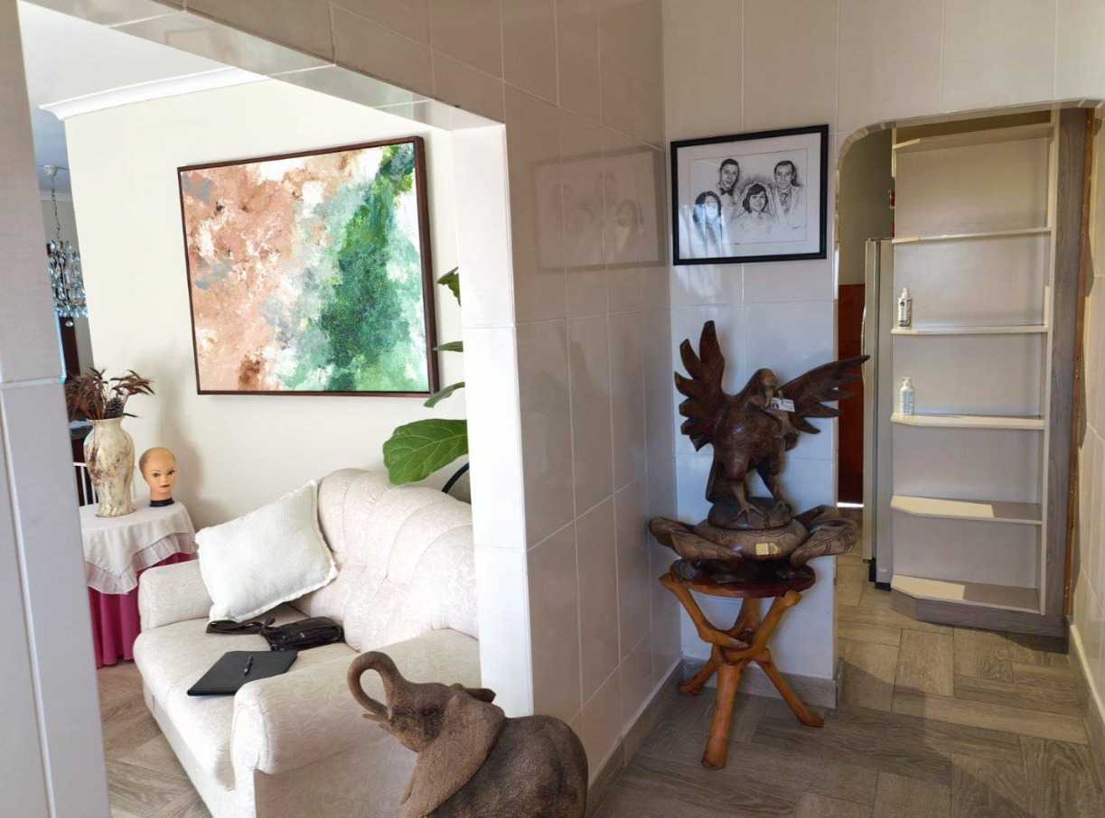 Immaculate Family Home in Mabile Park — photo 6 of 46