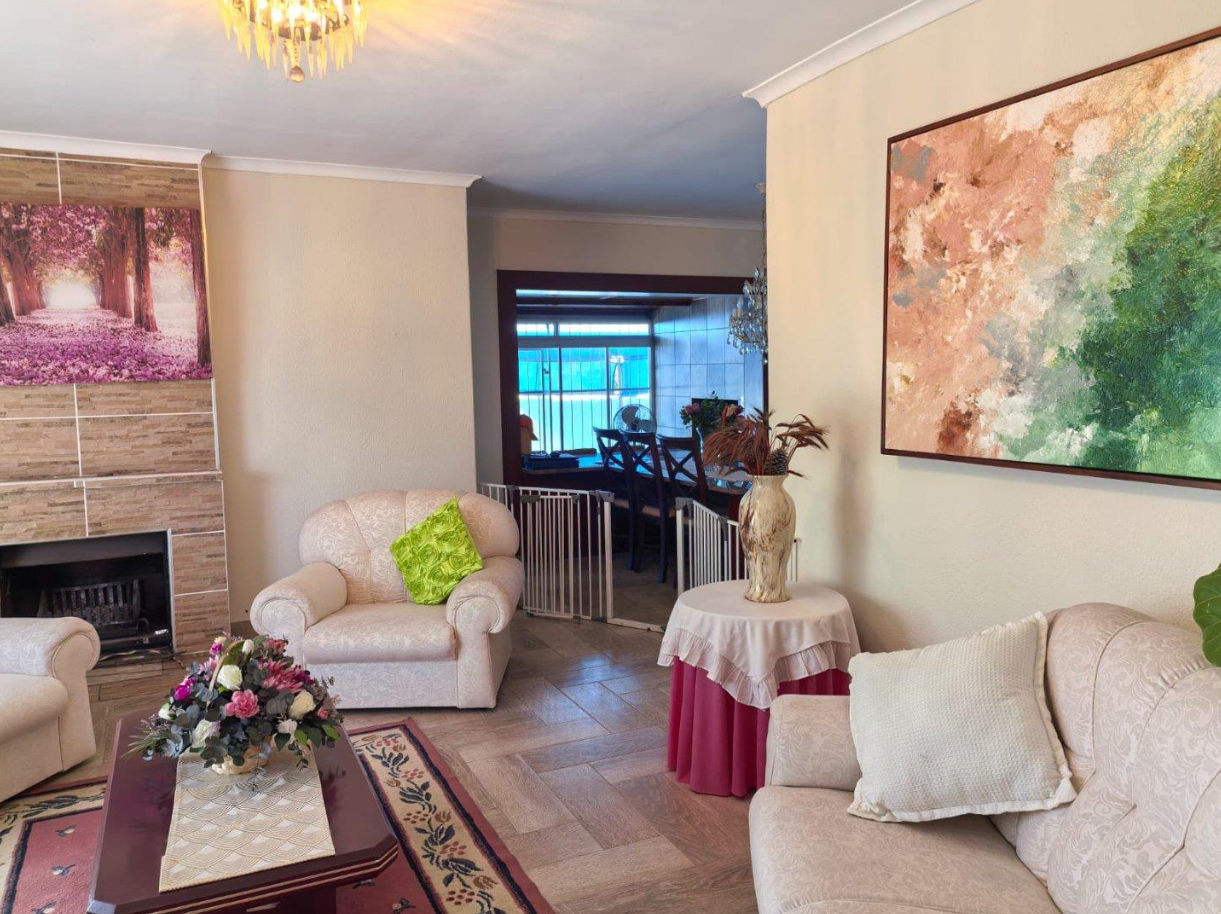 Immaculate Family Home in Mabile Park — photo 8 of 46
