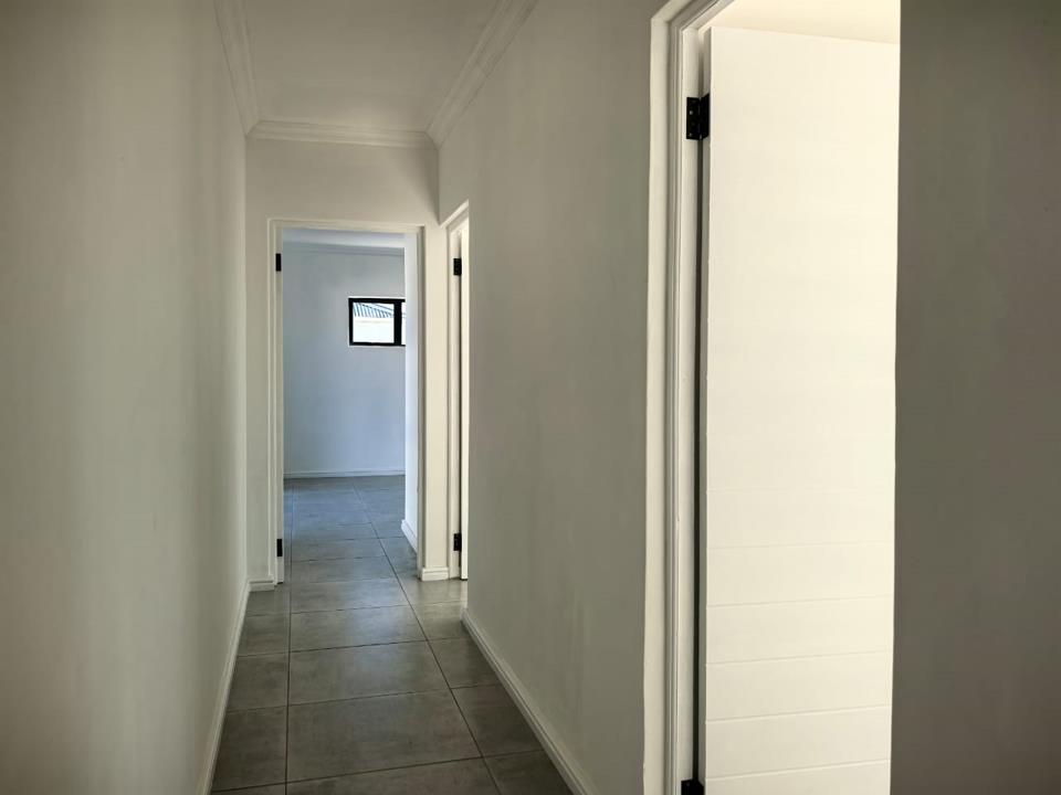 Newly Built 3 Bedroom Family Home in Croydon — photo 11 of 20