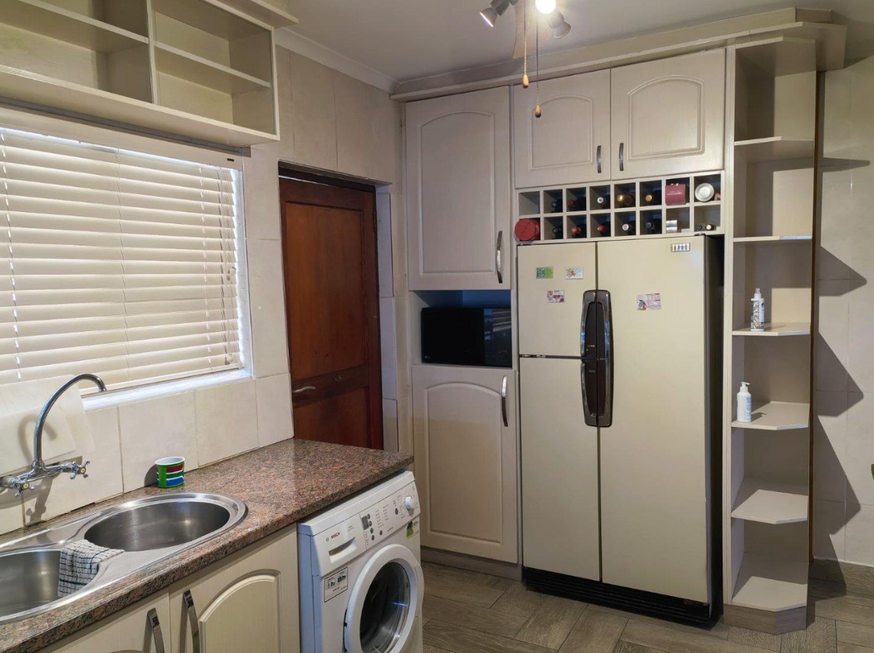 Immaculate Family Home in Mabile Park — photo 14 of 46