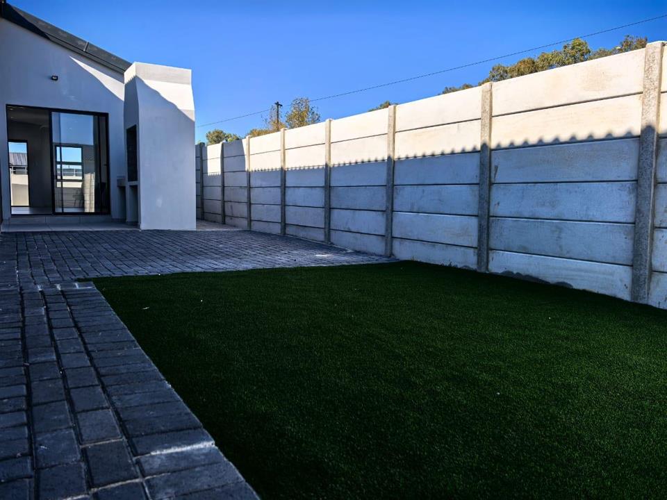 Newly Built 3 Bedroom Family Home in Croydon — photo 20 of 20