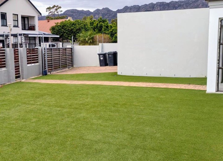 Luxury Living in Fairview Golf Estate — photo 30 of 37